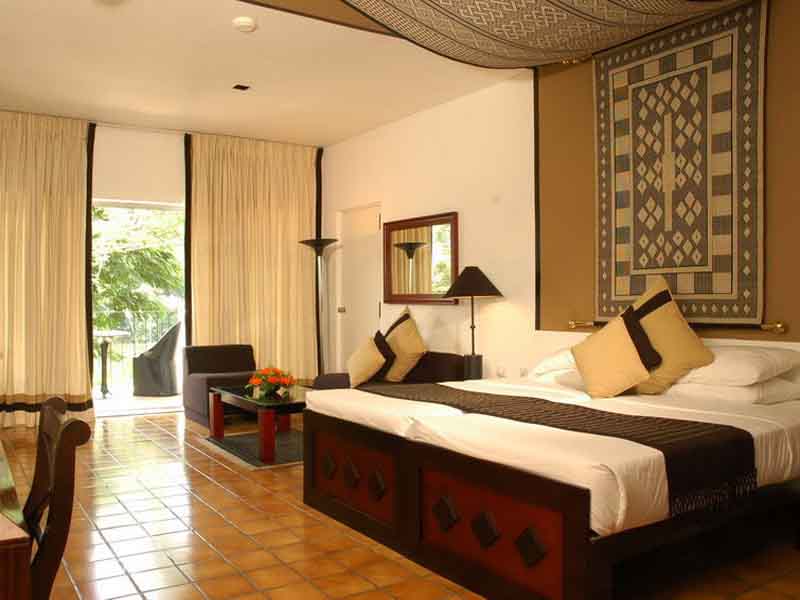 Chaaya Citadel Hotel Kandy Bed Room1